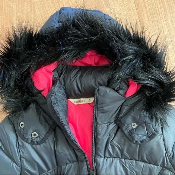 NWT Hollister Black & Pink Fur Hood Puffer Jacket - Picture 2 of 5